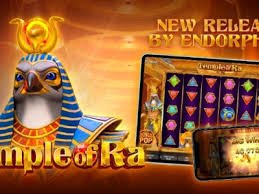Filipino player on mobile phone browsing phfortune promotion offers